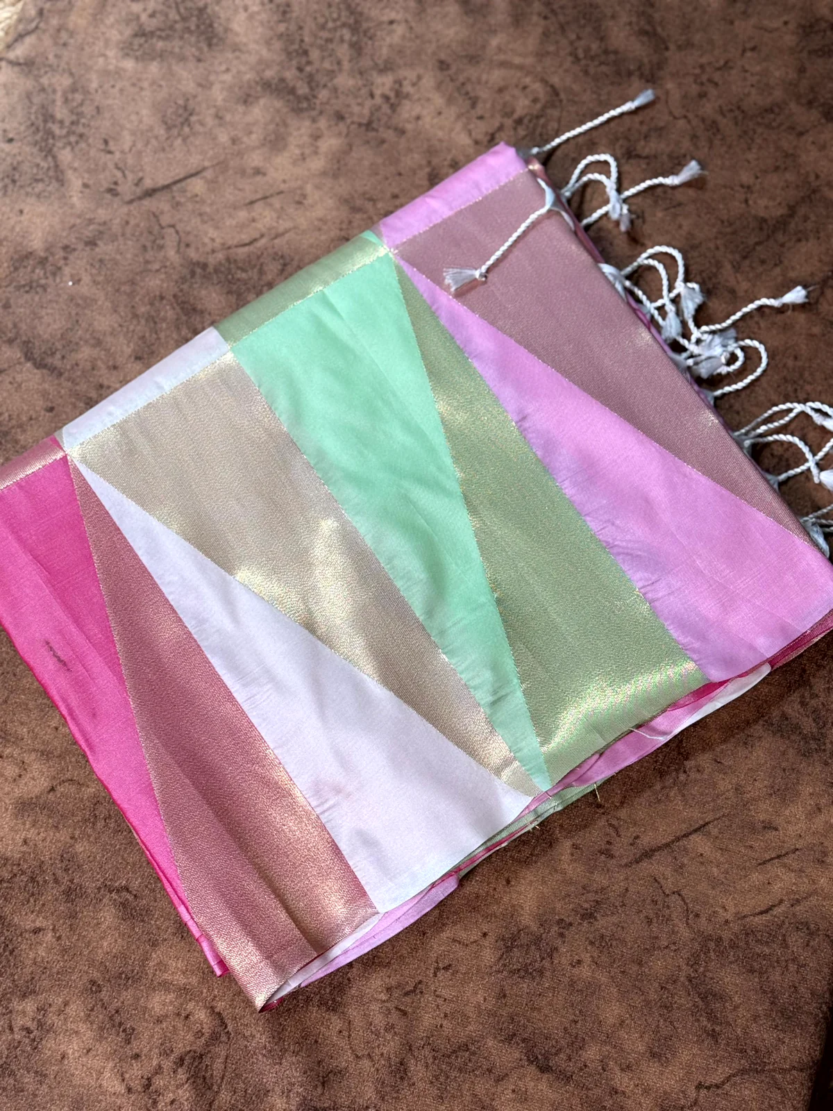 Pink Banarasi Silk Gadwal Pattu Saree